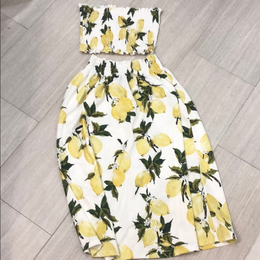 Lemon skirt and top stretchy